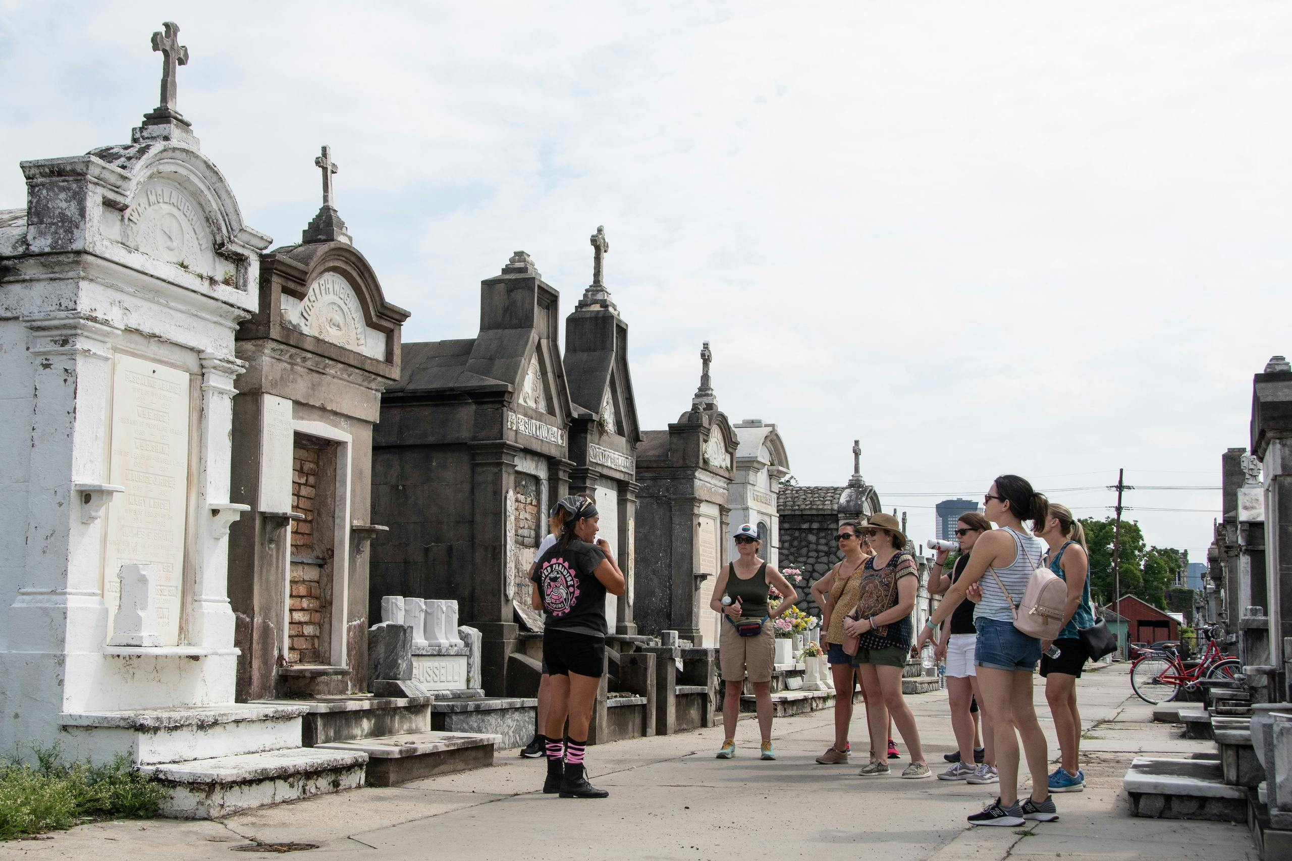 Garden District & Cemetery: Bike Tour - Photo 1 of 5